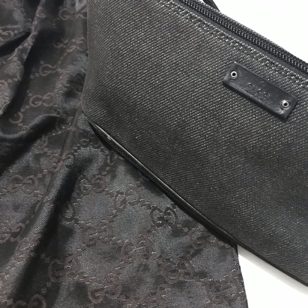 SOLD Gucci Pochette Vintage
